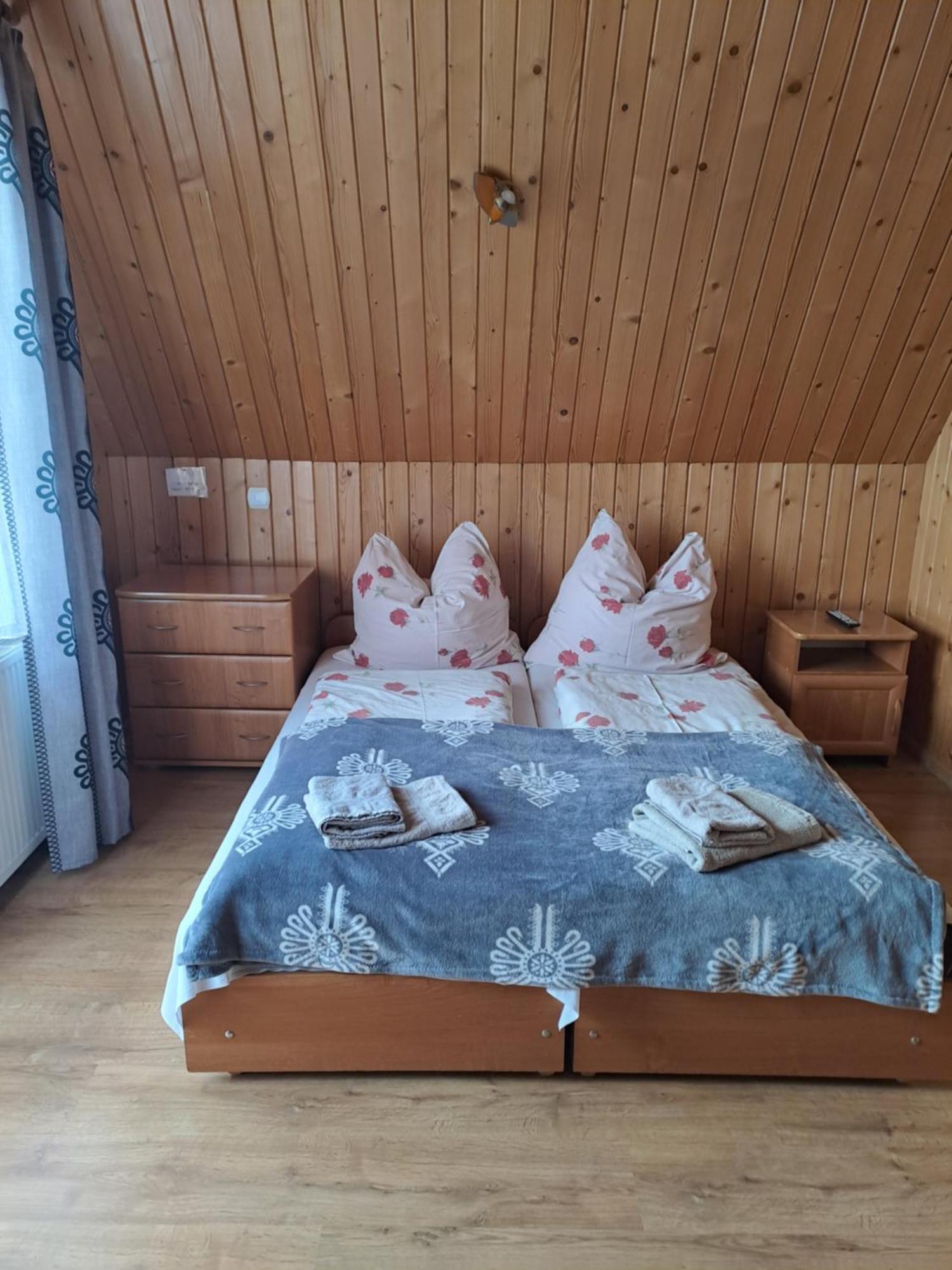 Noclegi Brzegi Exterior foto